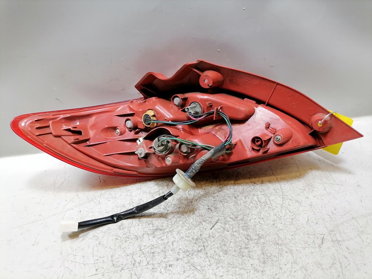 Mazda 2 DE original R&uuml;cklicht R&uuml;ckleuchte Schlussleuchte rechts Bj.2009